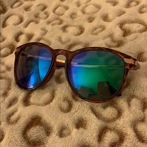 Blue/Green mirrored sunglasses!
